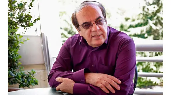 هیچ آدم عاقلی برای خبر به تلویزیون ایران مراجعه نمی‌کند