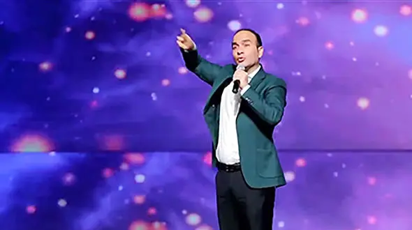 فیلم/ کلیپ خنده دار حسن ریوندی، محسن تنابنده و احمد مهرانفر در کنسرت ریوندی