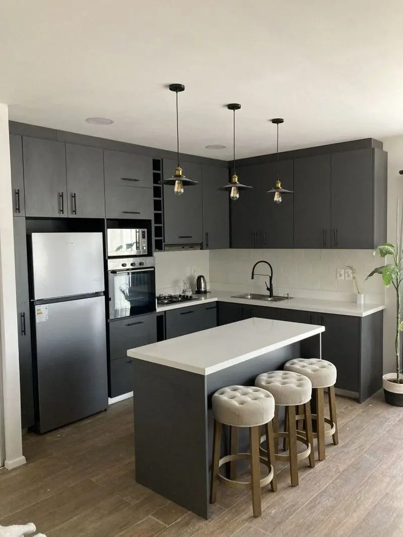 کابینت سفید مشکی | جدیدترین و شیک ترین مدل کابینت سفید مشکی ۲۰۲۶ از کلاسیک تا مدرن که عروس های باسلیقه طرفدارشن!