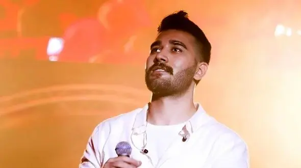 دانلود ریمیکس توام یکیش از علی یاسینی و مانی و اشوان و سامی شریف و امیر ارسین و مازیار سبک عاشقانه و احساسی