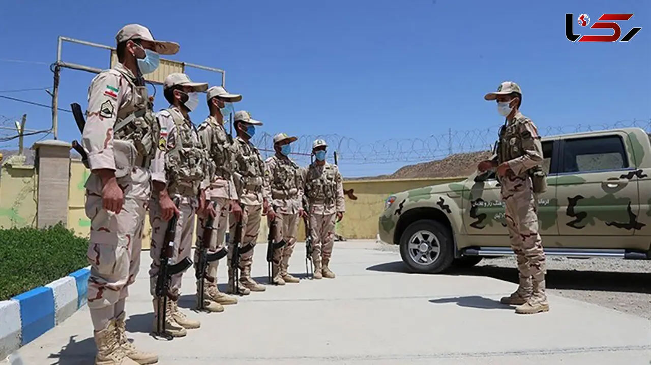فیلم لحظه اعلام خبر شهادت یکی از سربازان مرزبانی به خانواده اش