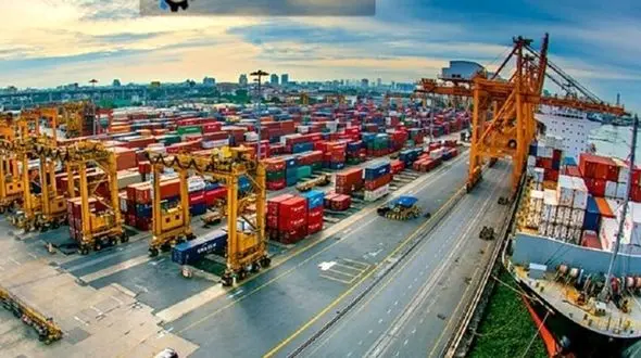 واردات خودروی آمریکایی به دستور رهبر انقلاب ممنوع است