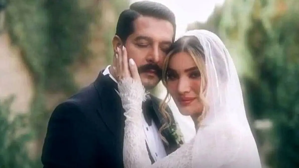 فیلم چیدمان شاهانه و مجلل خانه عروس متین ستوده و کامران تفتی زیر سقف