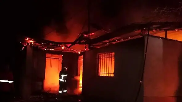 باغ جهانی و تاریخی عباس آباد آتش گرفت