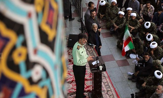 فرمانده فراجا از طرح " کاملاً فرهنگی و اجتماعی" می گوید / اما روحانیون " لباس چریکی" می پوشند!