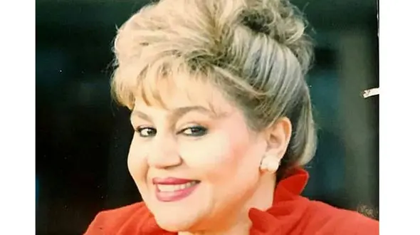 دکوراسیون  مجلل قصر هایده در ایران !  /  ابروهای نازکی که الان مد نیست ! + عکس