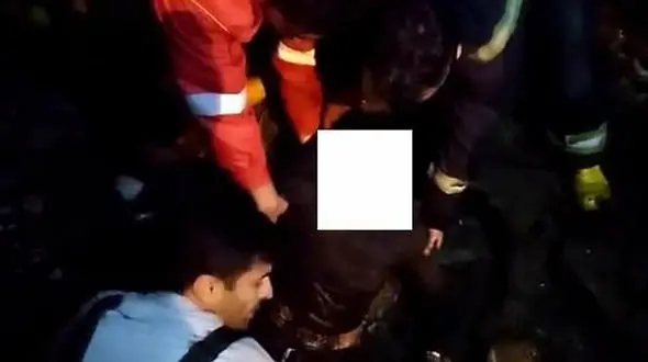 مرد فراری بابلسر در فاضلاب شهری پنهان بود + عکس
