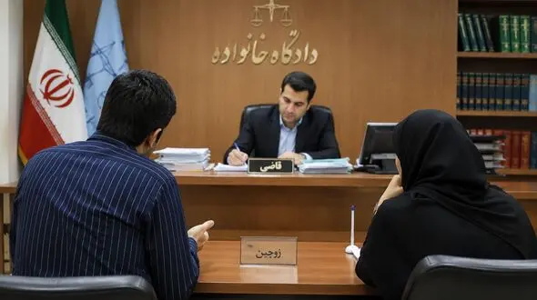 رفت‌وآمدهای خواهرزن مجرد، زندگی این زوج را به مرز طلاق رساند + نظر کارشناسی