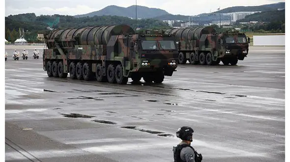 هیولا وارد میدان شد / موشک بالستیک با 8 هزار کیلو گرم سر جنگی!