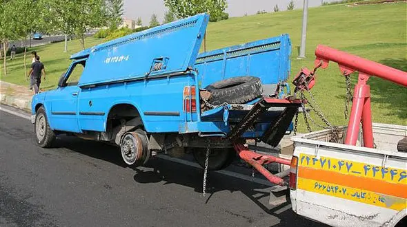 واژگونی مرگبار نیسان آبی در بزرگراه یادگار امام / مرگ دردناک کارگر ۳۰ ساله