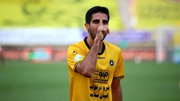 حضور بازیکن سپاهان در استقلال در گرو دریافت رضایتنامه