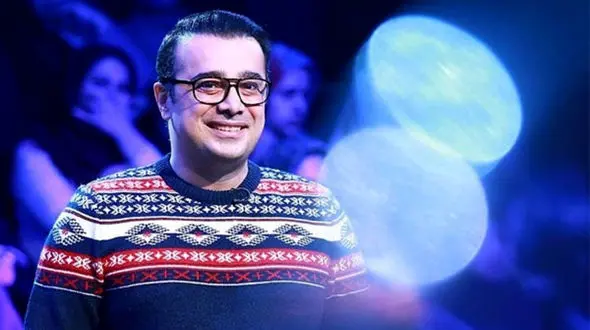 سلفی سپند امیرسلیمانی از پشت صحنه ی بازی پدرخوانده/موهای مجید واشقانی فقط