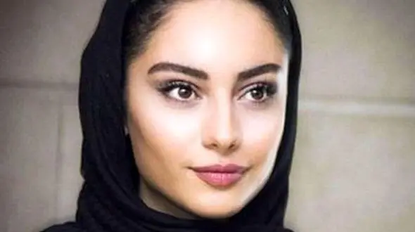 عکس | استایل سر صبحی ترلان پروانه در ماشینش