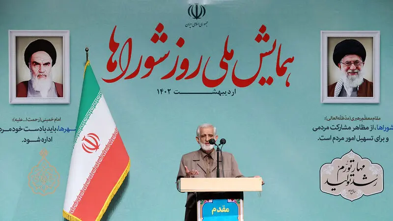 پرویز سروری رئیس شورای‌عالی استان‌ها در همایش ملی روز شوراها