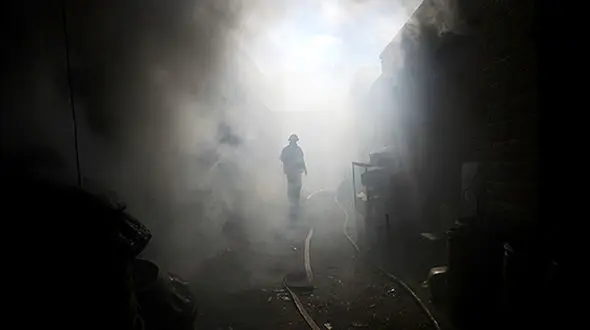 دو برادر 8 ساله زنده زنده جلوی چشم پدرشان در آتش سوختند