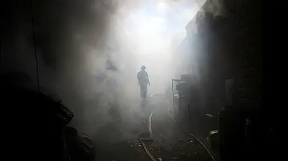 دو برادر 8 ساله زنده زنده جلوی چشم پدرشان در آتش سوختند