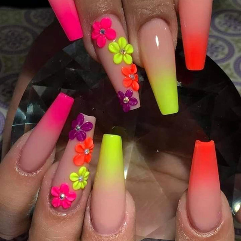 زیباترین طراحی ناخن نئون