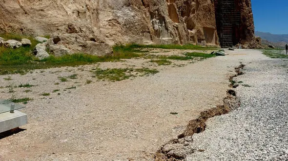 ده پهلوان:مدیریت منابع آب راهکار فرونشست‌ها/شکایت از برنجکاران نتیجه نداد

