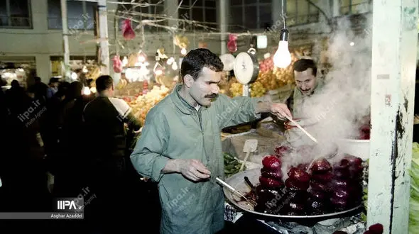 عکس‌های نایاب از میدان تجریش در دهه 70 