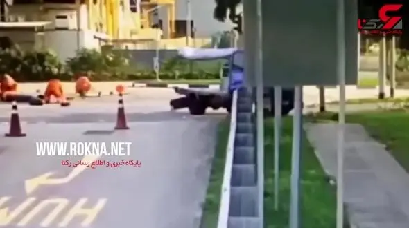 لحظه پرتاب شدن 6 مرد از  کامیون در صحنه تصادف وحشتناک + فیلم 