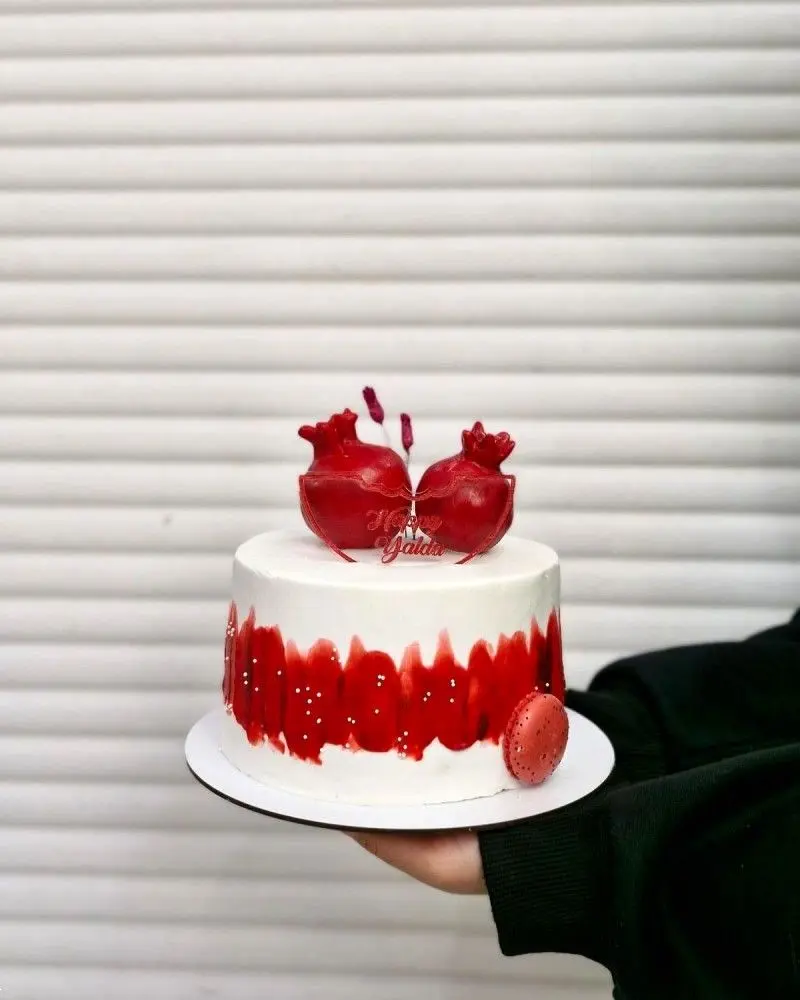 مدل کیک شب یلدا | 30 مدل کیک شب یلدا ۱۴۰۴ برای عروس و مهمانی که میز یلداتو لاکچری و دیدنی میکنه!