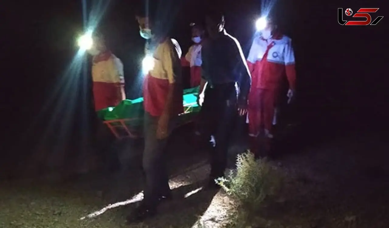 کشف جنازه مردانه در سنگ سه پاره نی ریز + عکس