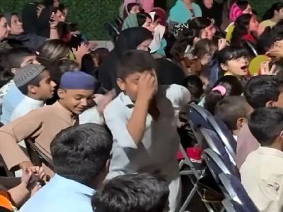 آواز محلی؛ آقاهه تو عروسی چه ترکه بازی میره فقط رقص کانگوروییش با چوب