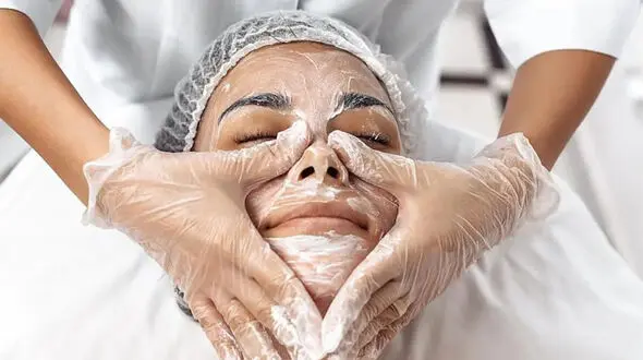 پاکسازی پوست صورت در خانه؛ این 5 مرحله را جدی بگیرید