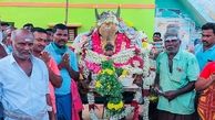 مراسم خاکسپاری عجیب یک گاو در قرنطینه کرونایی هند + فیلم