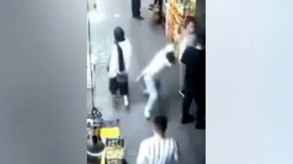 فیلم غافلگیری مرد مغازه دار توسط دزد دونده / در شهرری رخ داد