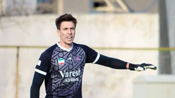 تراکتور به دنبال دروازه بان برزیلی!