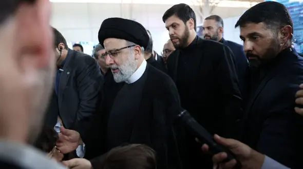 بازدید رئیسی و میرتاج‌الدینی از غرفه وزارت ورزش در نمایشگاه دستاوردهای دولت مردمی+ فیلم