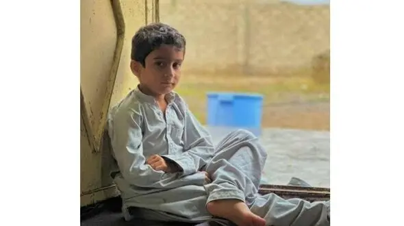 هوتگ جان هارون 8ساله را در دشتیاری گرفت/ طبق روزشمار وزارت نیرو تا پایان سال باید به 475 روستا آبرسانی شود 