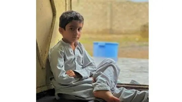 هوتگ جان هارون 8ساله را در دشتیاری گرفت/ طبق روزشمار وزارت نیرو تا پایان سال باید به 475 روستا آبرسانی شود 