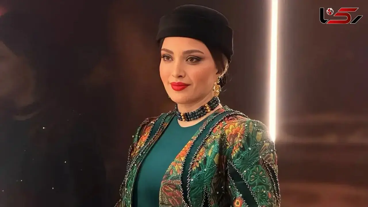 عکس ها / تجلی هنر و اصالت ایرانی / «بهنوش طباطبایی» با ردای سوزن‌دوزی در جشن حافظ ۲۴