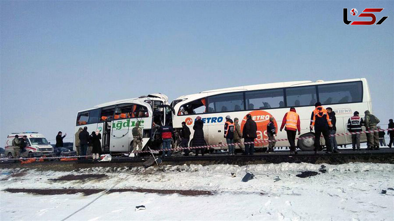 تصادف مرگبار شاخ به شاخ 2 اتوبوس در  ترکیه+ فیلم و عکس