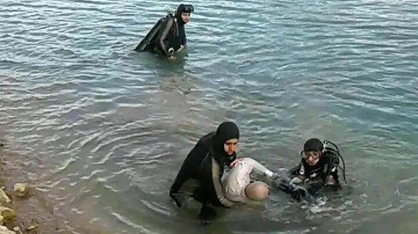 تصویری دلخراش از یک جسد در سد  دامغان + عکس 