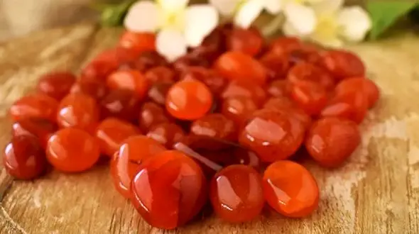 کاربردهای عجیب سنگ کارنلین در زندگی روزمره