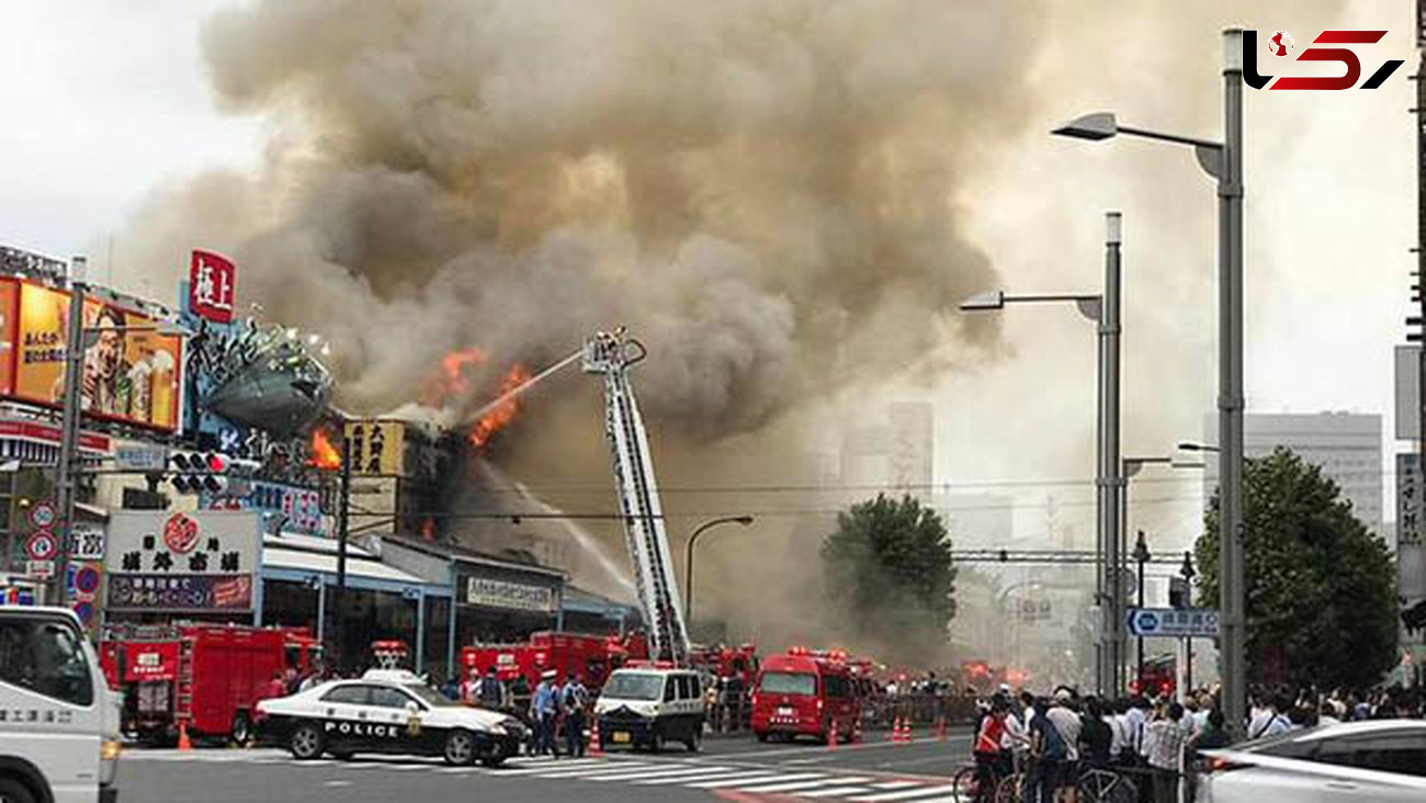 آتش سوزی مهیب در بزرگترین بازار صیادی جهان +تصاویر