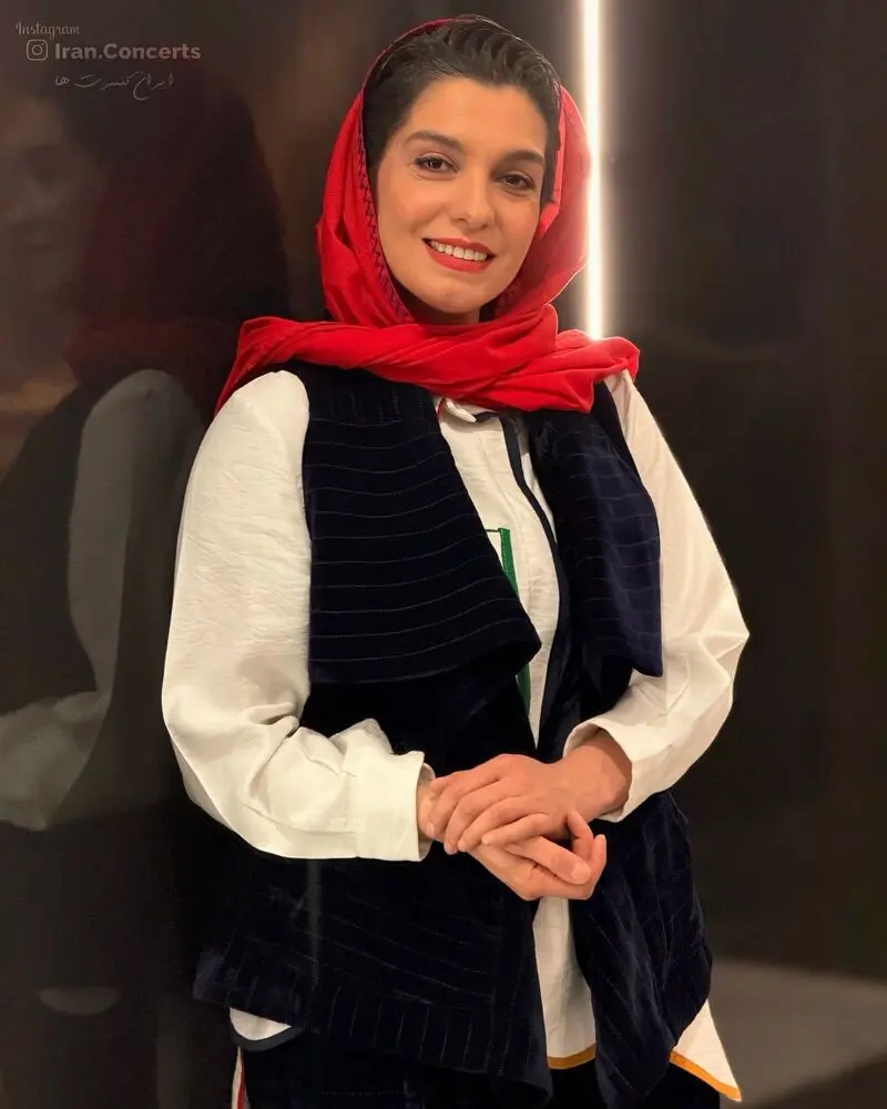 الیکا عبدالرزاقی، بازیگر سینما، تئاتر و تلویزیون و کارگردان تئاتر