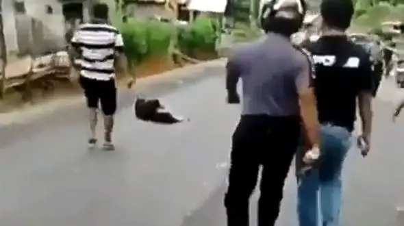 شلیک پلیس به یک جوان گلدوز روستایی + فیلم