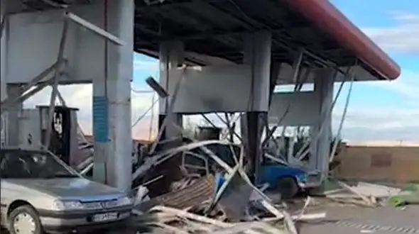 انفجار یک خودرو در پمب بنزین