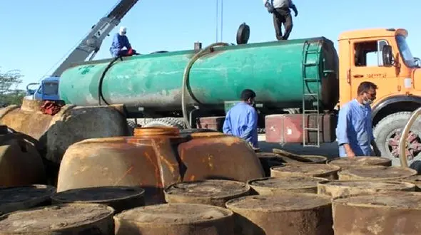 عملیات ویژه مرزبانان روی آب های آزاد چابهار ! / محموله سری 2 شناور متوقف شد !