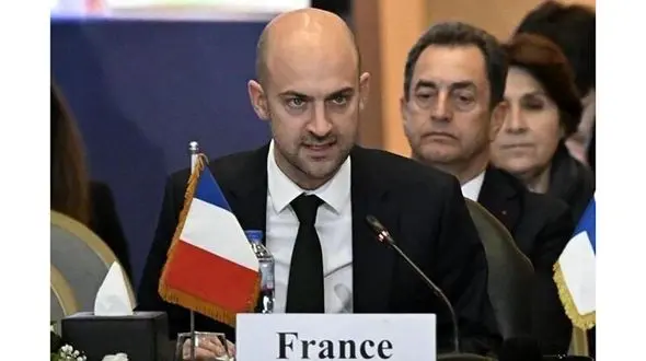 تهدید ایران از سوی فرانسه به فعال کردن مکانیسم ماشه 