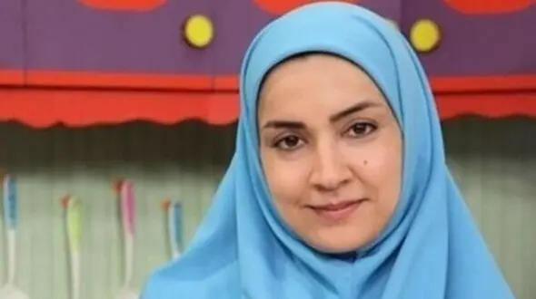 آزاده آل ایوب خاله نرگس از شکست عشقی اش گقت /دیوانه وار عاشق شدم  خیابونارو بو میکشیدم تا بهش برسم ساعت ها خیره نگاش می کردم اما گفت نمی توانیم