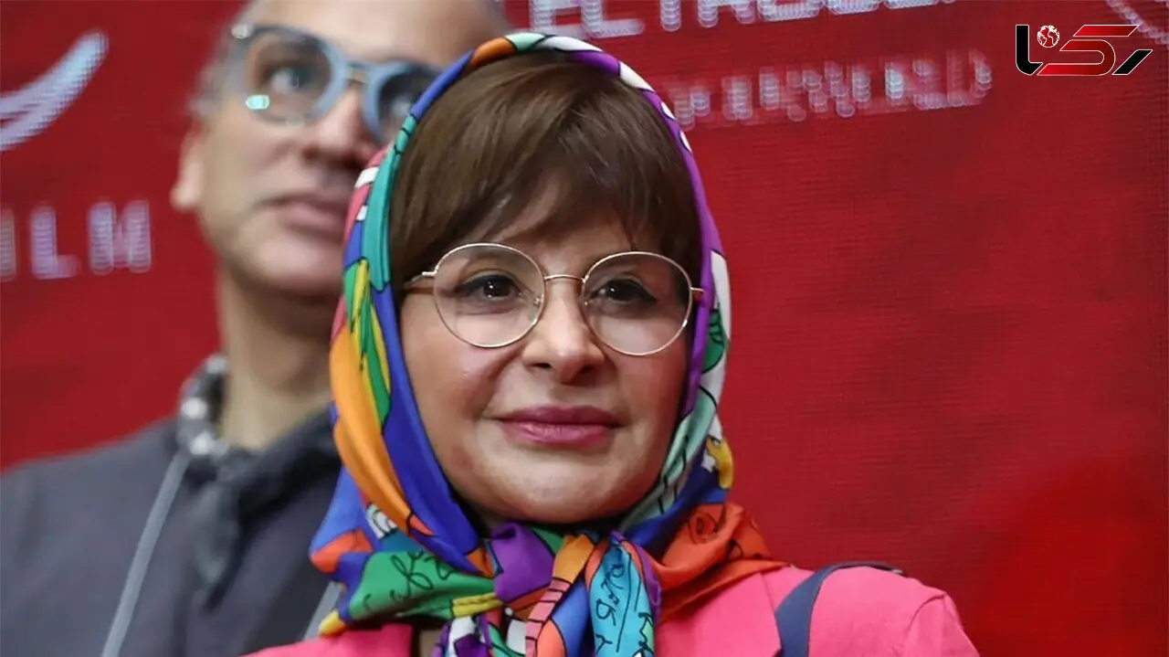 نگاهی به تیپ مادر و دختری سیما تیرانداز در پشت‌صحنه کنسرت بهنام بانی؛ آن‌قدر جوان که همه گفتند خواهرش است! + عکس