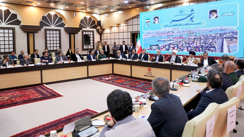 دکتر مسعود پزشکیان در نشست با فعالین اقتصادی استان بوشهر