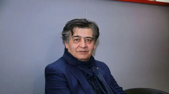 میترا استاد در فیلم اخراجی ها فقط سیاه لشگر بود + فیلم گفتگوی اختصاصی