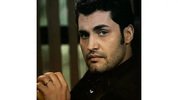 عکس/ بازیگر مشهور به خاطر بیکاری‌اش به سیم آخر