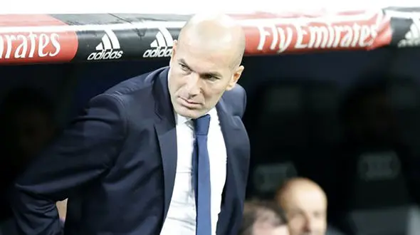 زیدان: مسی بازیکن متفاوتی است، باید به او تبریک گفت
